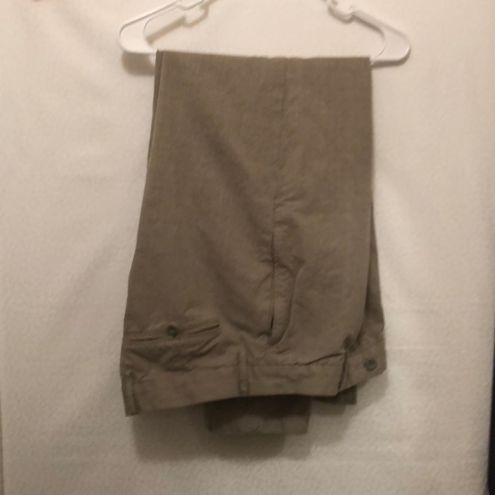 Gap Khakis 33x30